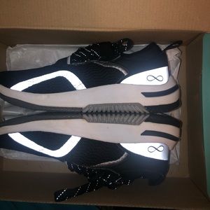 Cherokee Nursing shoes